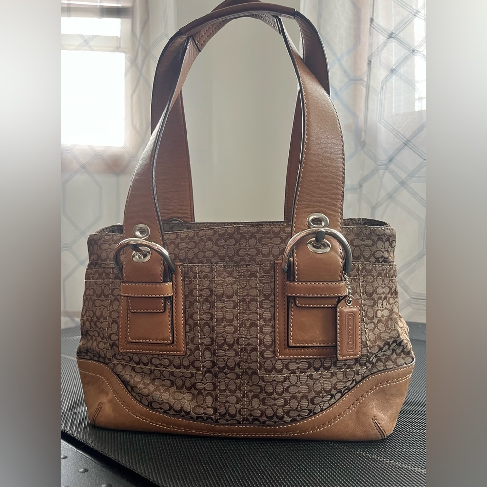 Coach F10927 Soho Signature Tote